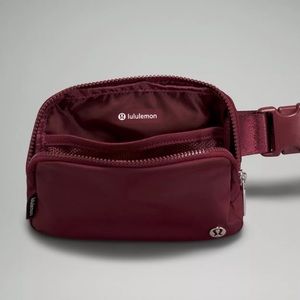 Lululemon Everywhere Belt Bag Wine